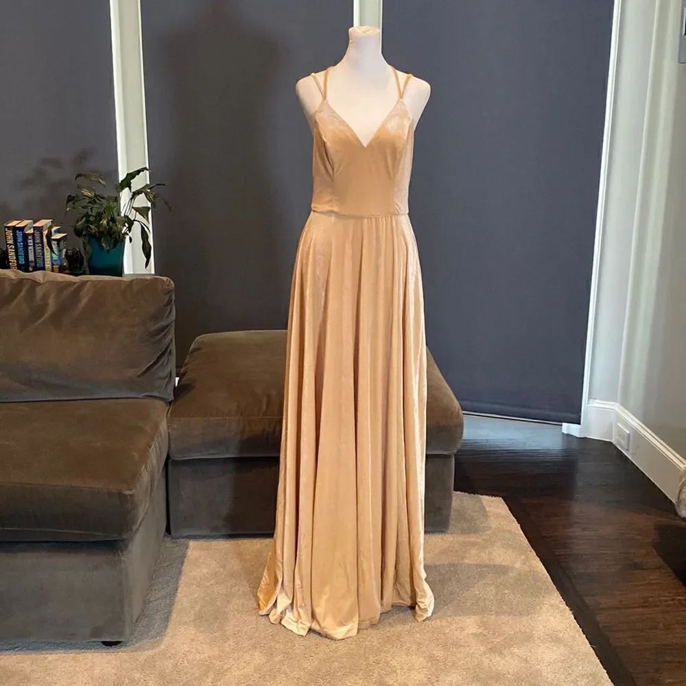 Women’s Full Length Velvet Dress Spaghetti Straps V-Neck Size 8 *READ